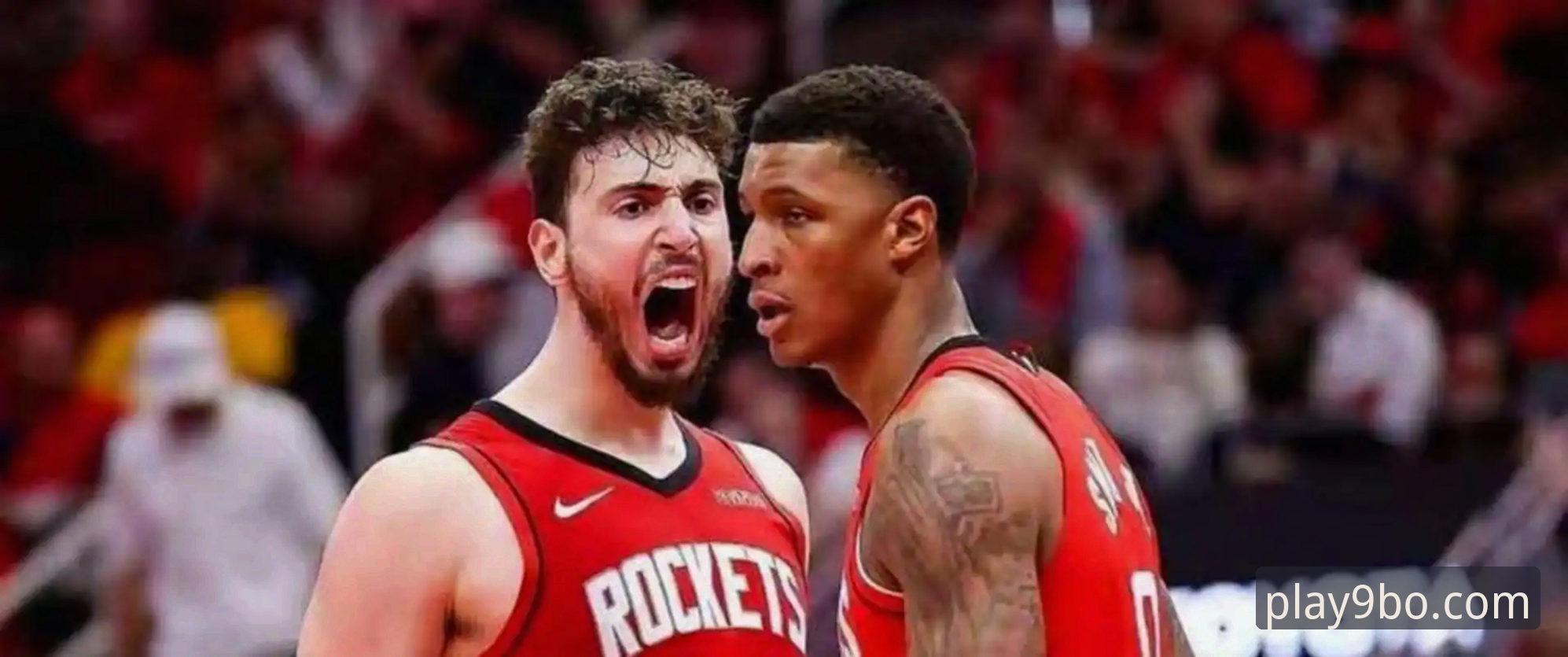 火箭大胜尼克斯的比赛中，哪些战术细节值得关注？